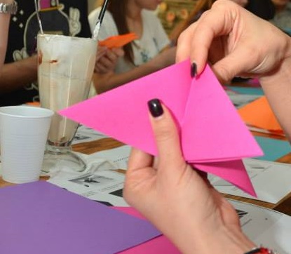 Construim forme din origami