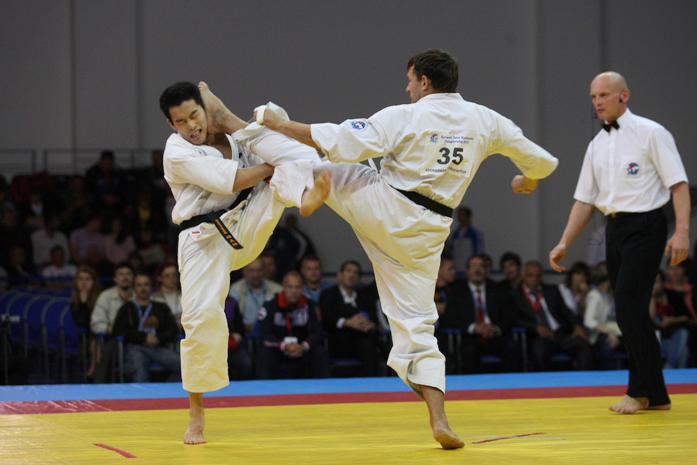 Votează echipa României la Campionatul Mondial de Karate Kyokushin